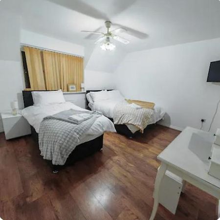 Kingdom Residence Manchester Extérieur photo