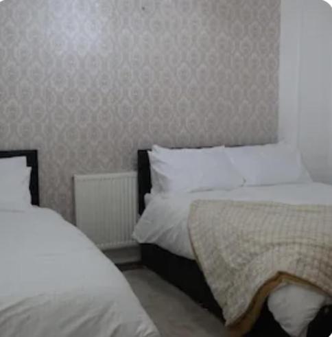 Kingdom Residence Manchester Extérieur photo