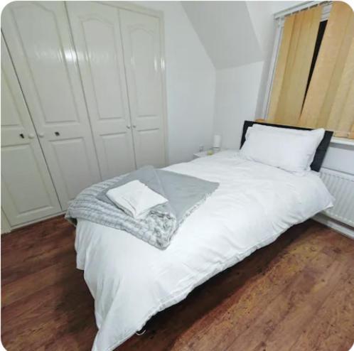 Kingdom Residence Manchester Extérieur photo